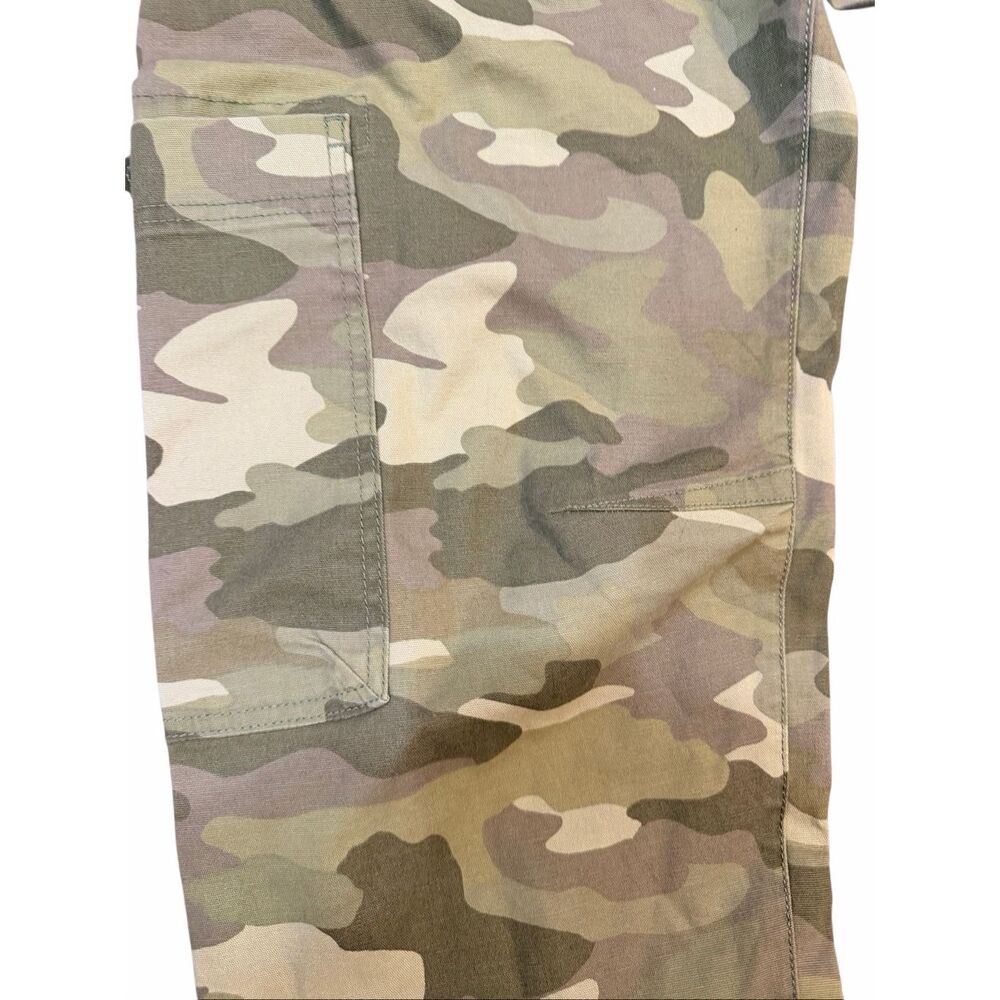 New Anthopologie X Pilco Women's Size 28 Green Camo Cropped Pants Button Fly - Picture 8 of 12
